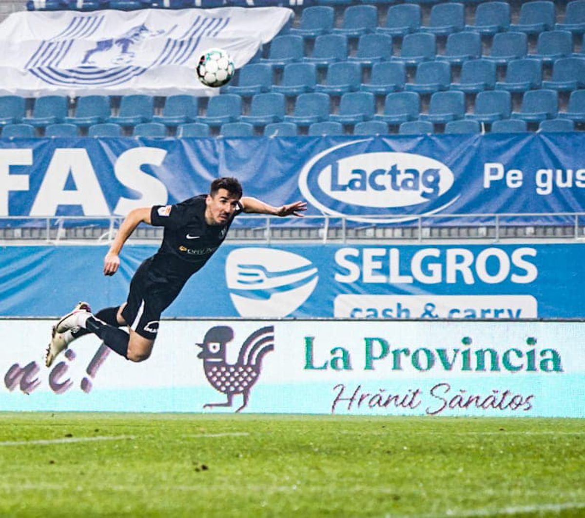 Ce face patronul Mihai Rotaru în timp ce Craiova se chinuie în Liga 1