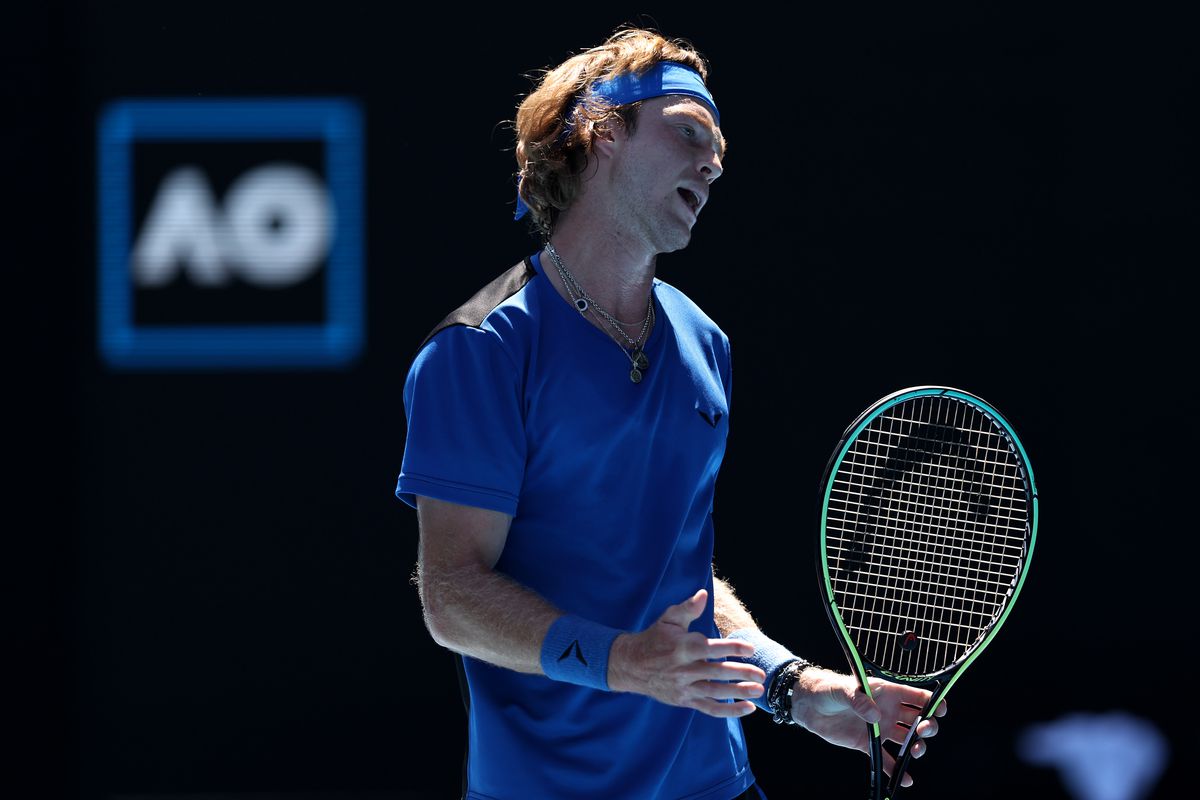 Elevul lui Patrick Mouratoglou, eliminat dramatic la Australian Open 2023! A ratat două mingi de meci în decisiv și a avut 5-0 în ultimul tiebreak