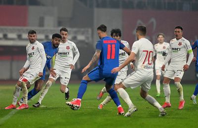 Un jucător de la FCSB, cel mai slab în meciul cu Hermannstadt! Cât a primit Deian Sorescu la debut + Cine a fost omul meciului