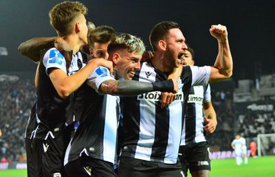 Răzvan Lucescu mătură cu Panathinaikos și acuză: „Alții controlează sistemul de 25 de ani”. Jurnaliștii din Grecia îl laudă: „Părintele psihologiei în fotbal”