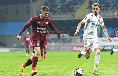 Cazul curios al fotbalistului de la Rapid » Lipsește de 5 luni, dar refuză operația