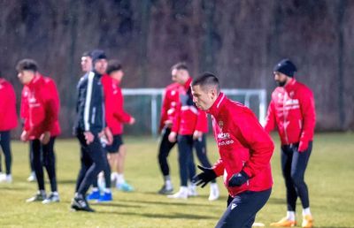 Clasamentul în care Dinamo a urcat! „Câinii”, aproape de play-off dacă s-ar respecta acest criteriu