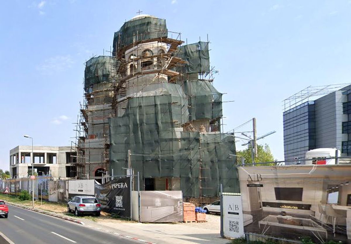 Gigi Becali își face planuri de Liga Campionilor: „Poate mă ajută Dumnezeu, că am pus acum turlele pe biserică. Va fi cea mai frumoasă din lume!”