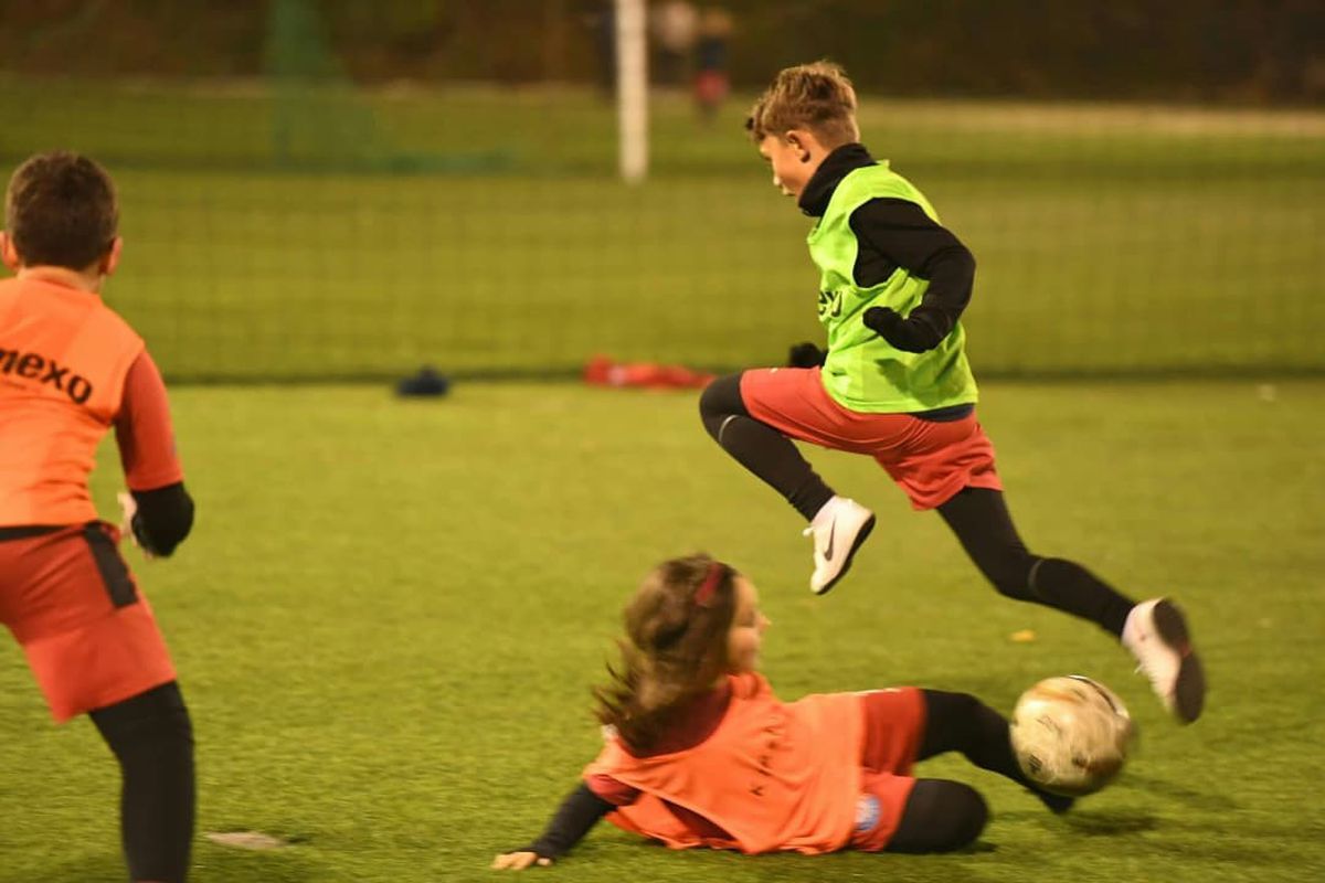 Școala de fotbal Nana Juniors