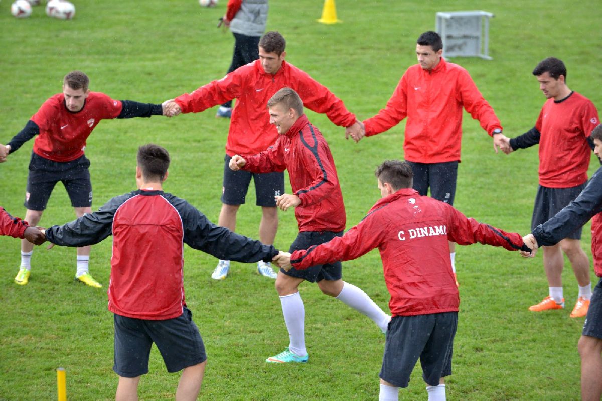 Îl recunoști? A lăsat-o pe Dinamo pentru a trăi visul american cu soția! Ce mai face azi fostul atacant debutat de Stoican și retras la 22 de ani