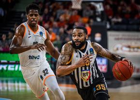 Continuă parcursul miraculos al lui U-BT Cluj-Napoca » Campioana României a urcat pe loc de „sferturi” în Eurocup