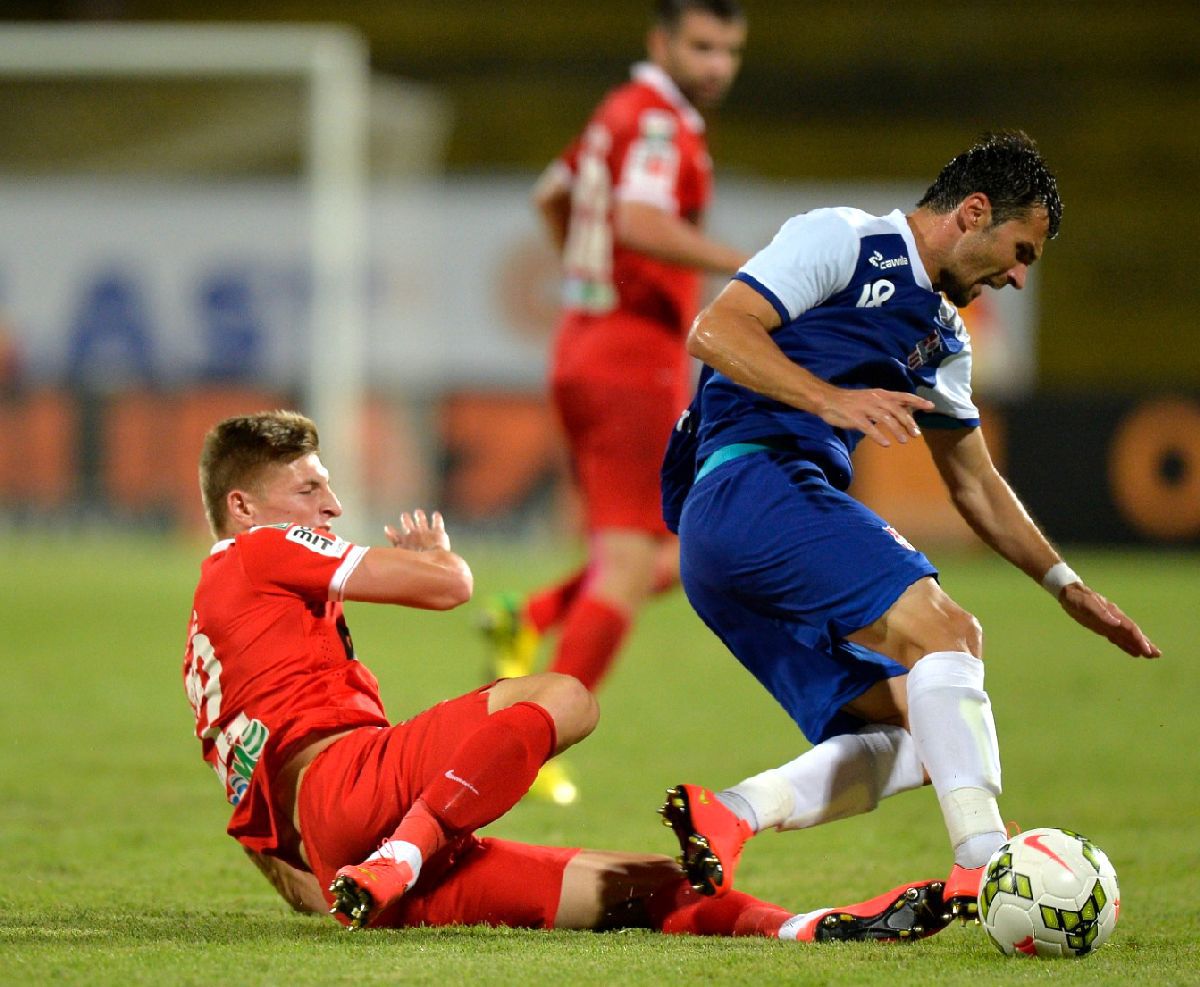 Îl recunoști? A lăsat-o pe Dinamo pentru a trăi visul american cu soția! Ce mai face azi fostul atacant debutat de Stoican și retras la 22 de ani