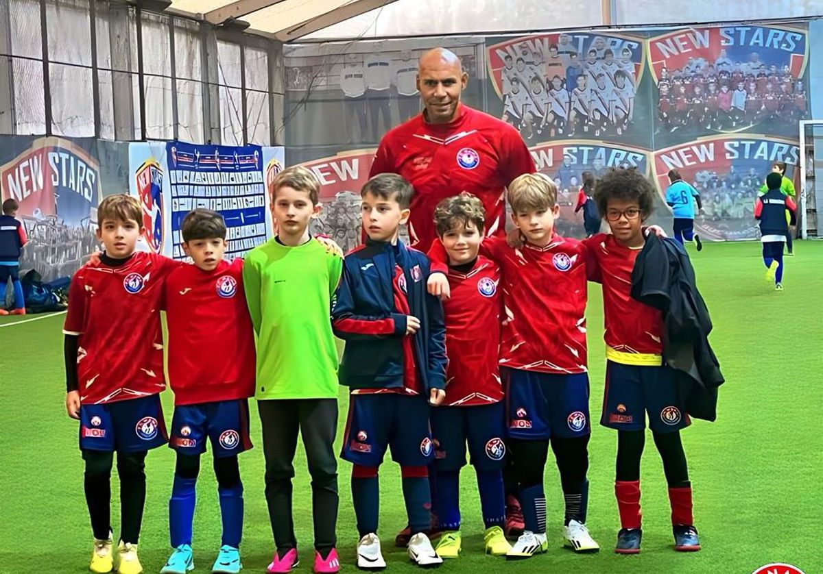 O altfel de școală de fotbal în România: „Îi las singuri cu ursul în mijlocul pădurii. Trebuie să lupte cu ursul și să se întoarcă acasă”