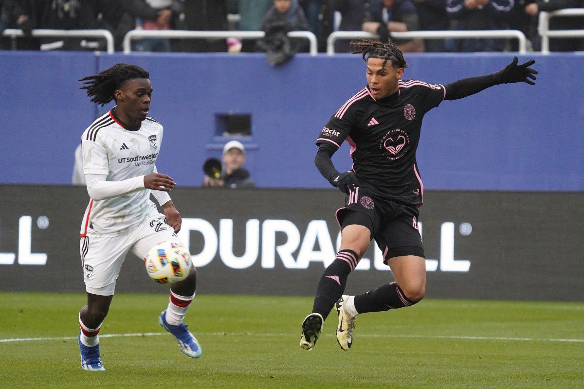 „Messi și regele” » Enes Sali nu a jucat în amicalul contra „Balonului de Aur”, dar a dat lovitura după meci