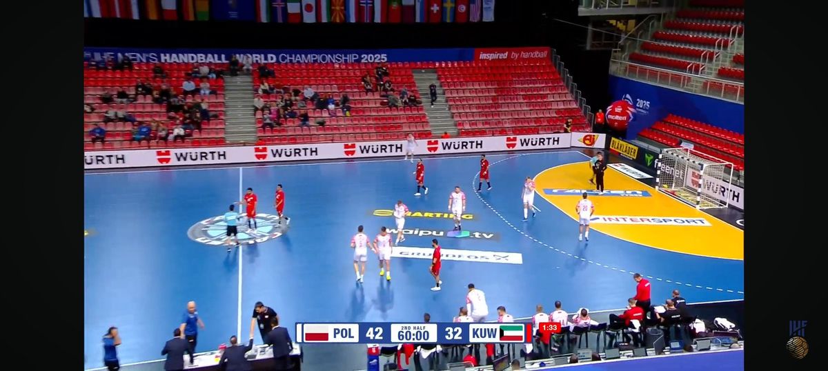 Asistență ridicolă la un meci de la Campionatul Mondial de handbal masculin: „12 oameni, 5 fac parte din staff”