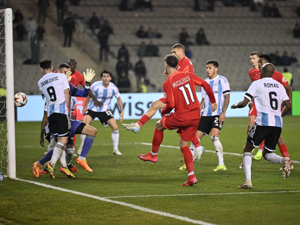 Adrian Șut, eroul FCSB-ului la Baku: „I-am dedicat golurile tatălui meu. I le voi dedica pe toate”