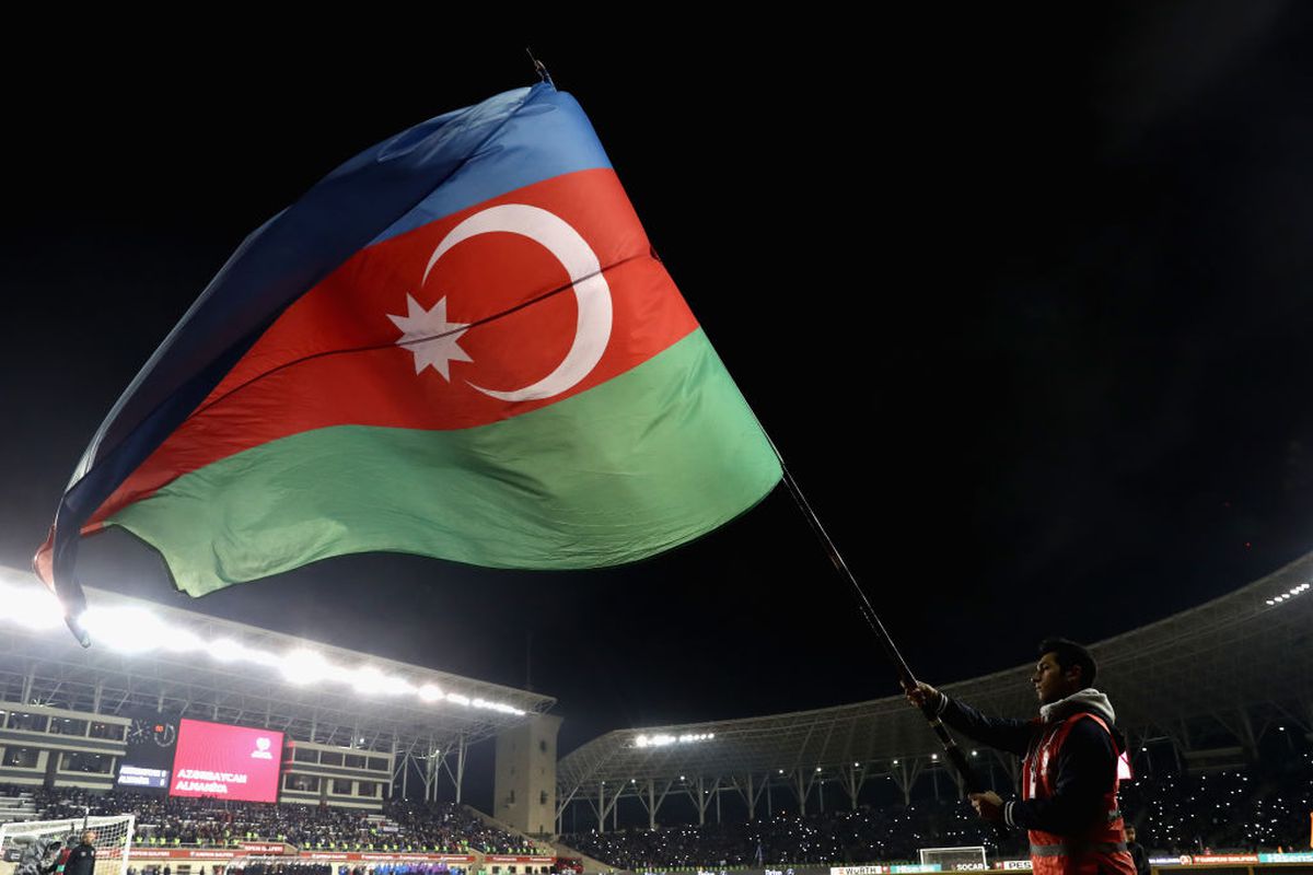 Qarabag - FCSB, pe un stadion cu istorie zbuciumată » A purtat numele lui Stalin și Lenin, iar acum e denumit după protagonistul „celui mai controversat gol din istorie”