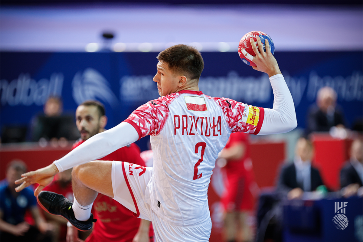 Asistență ridicolă la un meci de la Campionatul Mondial de handbal masculin: „12 oameni, 5 fac parte din staff”