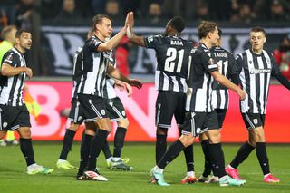 Final într-o seară spectaculoasă de Europa League: 41 de goluri și o victorie prețioasă pentru PAOK și Răzvan Lucescu