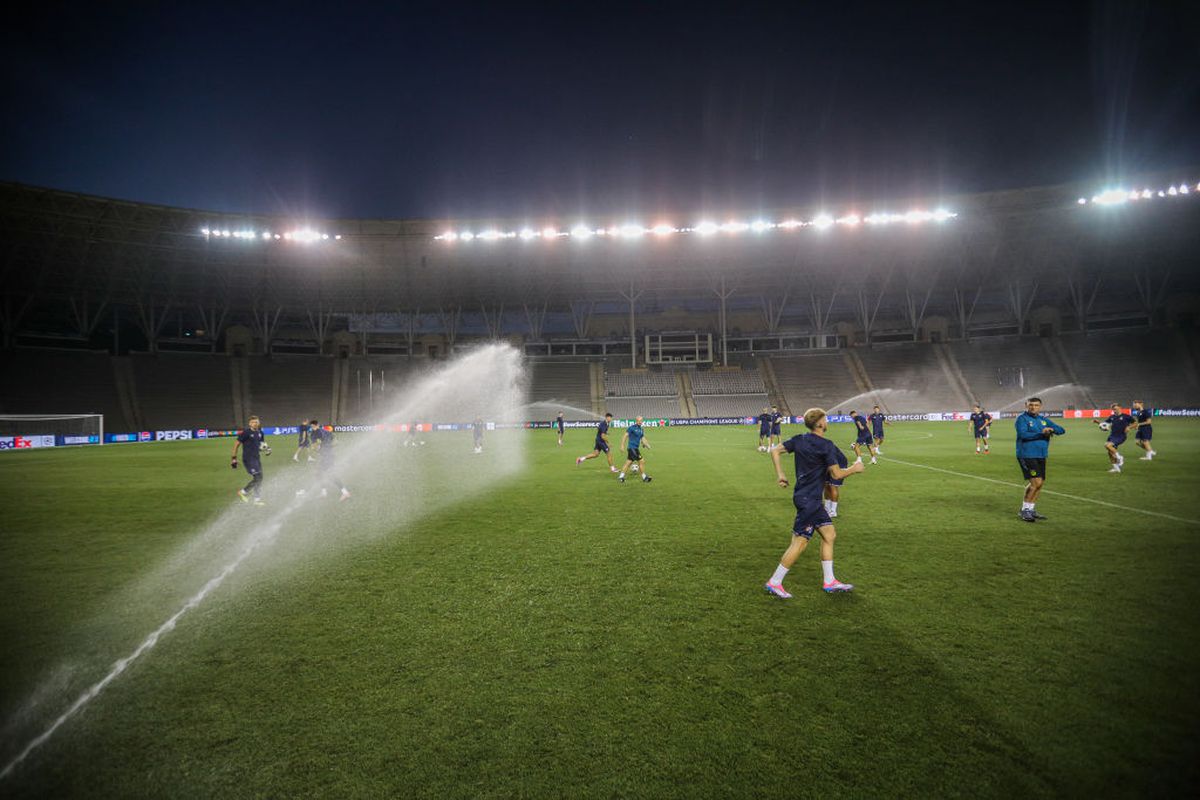 Qarabag - FCSB, pe un stadion cu istorie zbuciumată » A purtat numele lui Stalin și Lenin, iar acum e denumit după protagonistul „celui mai controversat gol din istorie”
