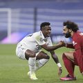 Vinicius și Mo Salah, printre cei mai curtați jucători în Arabia Saudită // FOTO: Imago Images