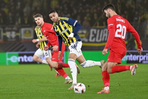 Youssef En Nesyri, atacantul lui Fenerbahce, se transferă la Juventus // FOTO: Imago Images