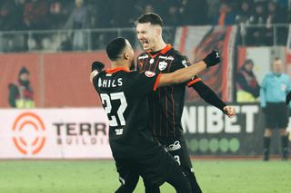 Dinamo e lider în Superligă » Ce n-a văzut Sibiul: „Ghiulelele” lui Opruț au spart zidul lui Dorinel Munteanu!