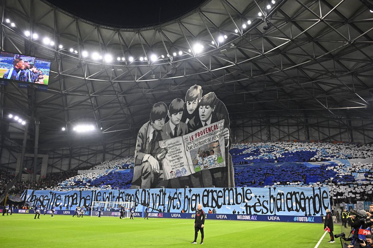 Orașul în care echipa de fotbal dictează ritmul vieții: „E totul sau nimic! Stadionul te face să zbori”