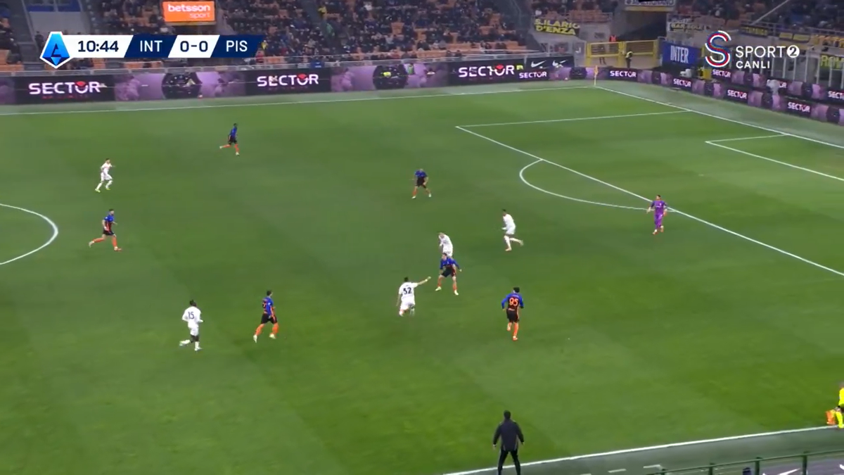 Condus 2-0 de Pisa, Cristi Chivu și-a scos jucătorul în minutul 34! A urmat ceva de poveste pentru Inter