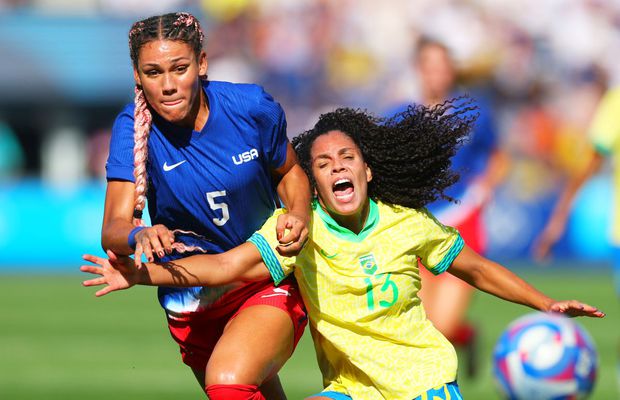 Fiica lui Dennis Rodman, Trinity, a devenit fotbalista cel mai bine plătită din lume: „Ea e viitorul”