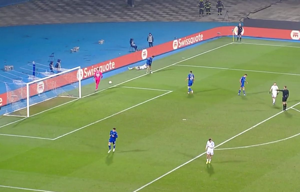 Penalty-ul cerut de Daniel Bîrligea în Dinamo Zagreb - FCSB