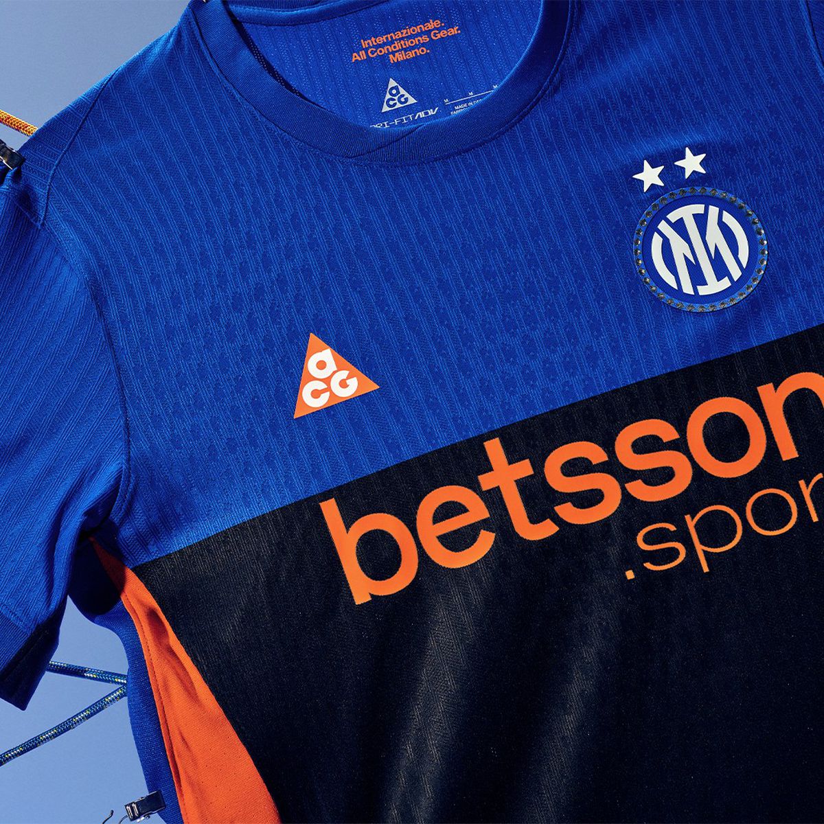 Inter folosește al 4-lea echipament la meciul cu Pisa