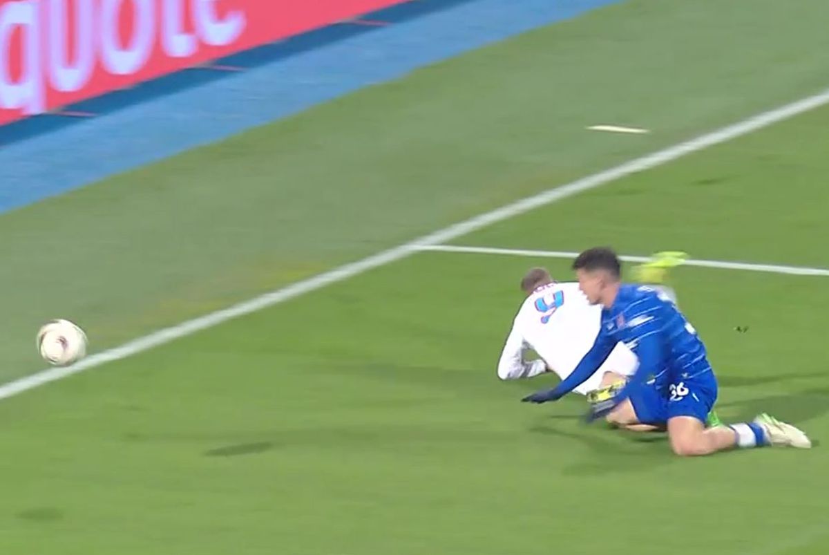 Penalty-ul cerut de Daniel Bîrligea în Dinamo Zagreb - FCSB