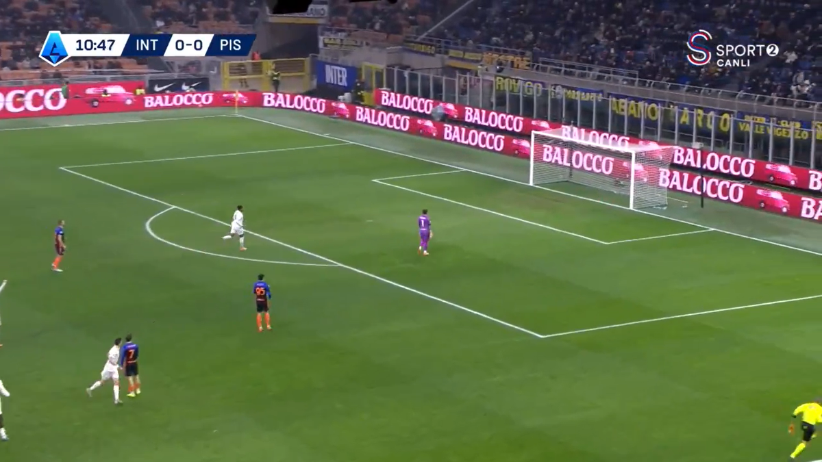 Condus 2-0 de Pisa, Cristi Chivu și-a scos jucătorul în minutul 34! A urmat ceva de poveste pentru Inter