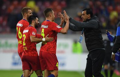 FCSB // VIDEO Un titular al roș-albaștrilor a răbufnit: „Ce să mai zică și antrenorul... Nu poți să te bați așa la titlu. N-ai voie!”