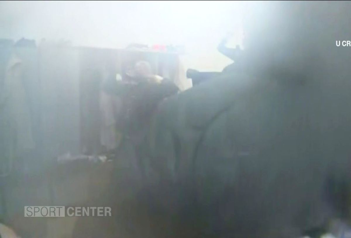 GAZ METAN - DINAMO 1-0 // GALERIE FOTO Imagini SENZAȚIONALE din vestiarul medieșenilor: Ioan Mărginean s-a dezbrăcat și a făcut spectacol alături de jucători