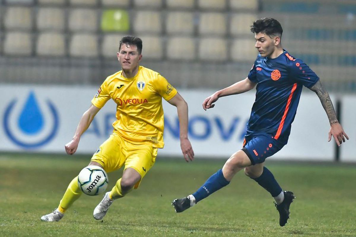 Liga 2, etapa 16. Petrolul - Metaloglobus 1-0 » „Lupii galbeni” urcă pe loc de play-off