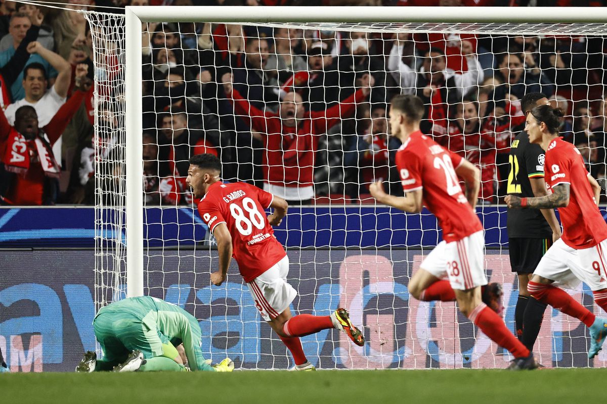 Benfica Lisabona - Ajax 2-2 în „optimile” Champions League » Spectacol total pe Da Luz!