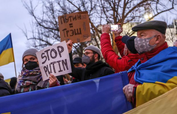 Mai începe campionatul? Decizia care a dat astăzi fotbalul peste cap în Ucraina
