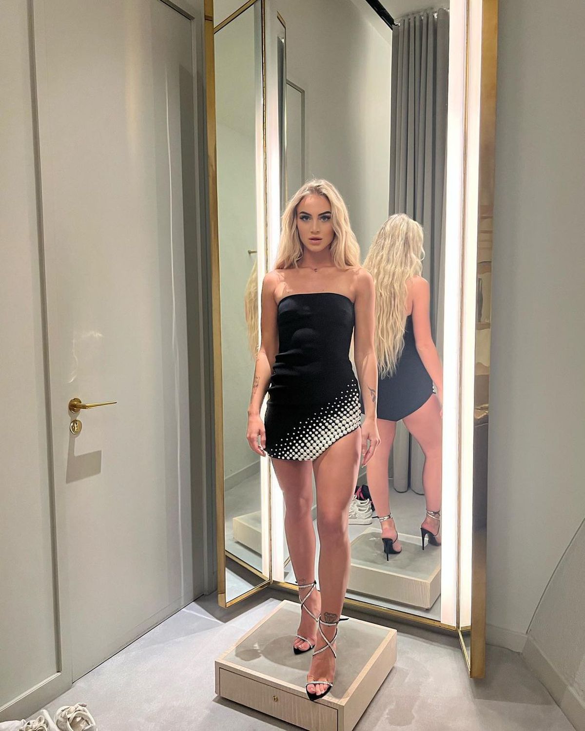 Cea mai sexy fotbalistă din lume îl face invidios și pe Cristiano Ronaldo cu ultima execuție! Reușita a ajuns rapid virală