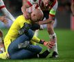Dmitrovic, atacat de un fan în timpul meciului PSV - Sevilla