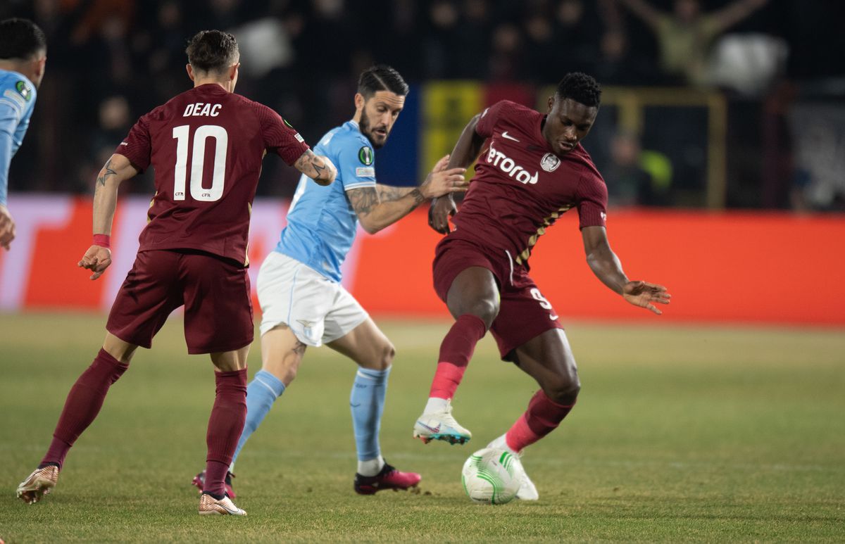 Sarri, plin de nervi după CFR Cluj - Lazio: „UEFA vorbește de respect, dar nu-i pasă! Cum să ne trimiți aici?!”