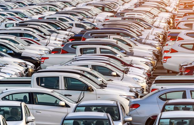 Maximizarea managementului flotei pentru echipele de fotbal cu GPS Tracking