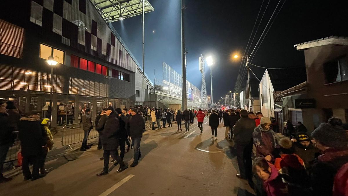 CFR Cluj iese pe plus » Cu ce sumă rămâne echipa lui Dan Petrescu după eliminarea din Conference League