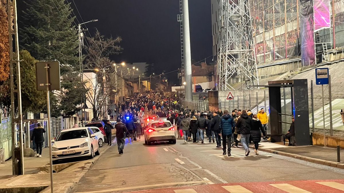 Imaginea care a șocat joi seara, în Gruia, la CFR - Lazio: apariție neobișnuită în repriza a doua
