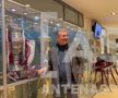 Eugen Voicu, fotografiat de Andrei Nicolescu alături de trofeele lui CFR Cluj Capturi Antena Sport