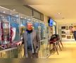 Eugen Voicu, fotografiat de Andrei Nicolescu alături de trofeele lui CFR Cluj Capturi Antena Sport