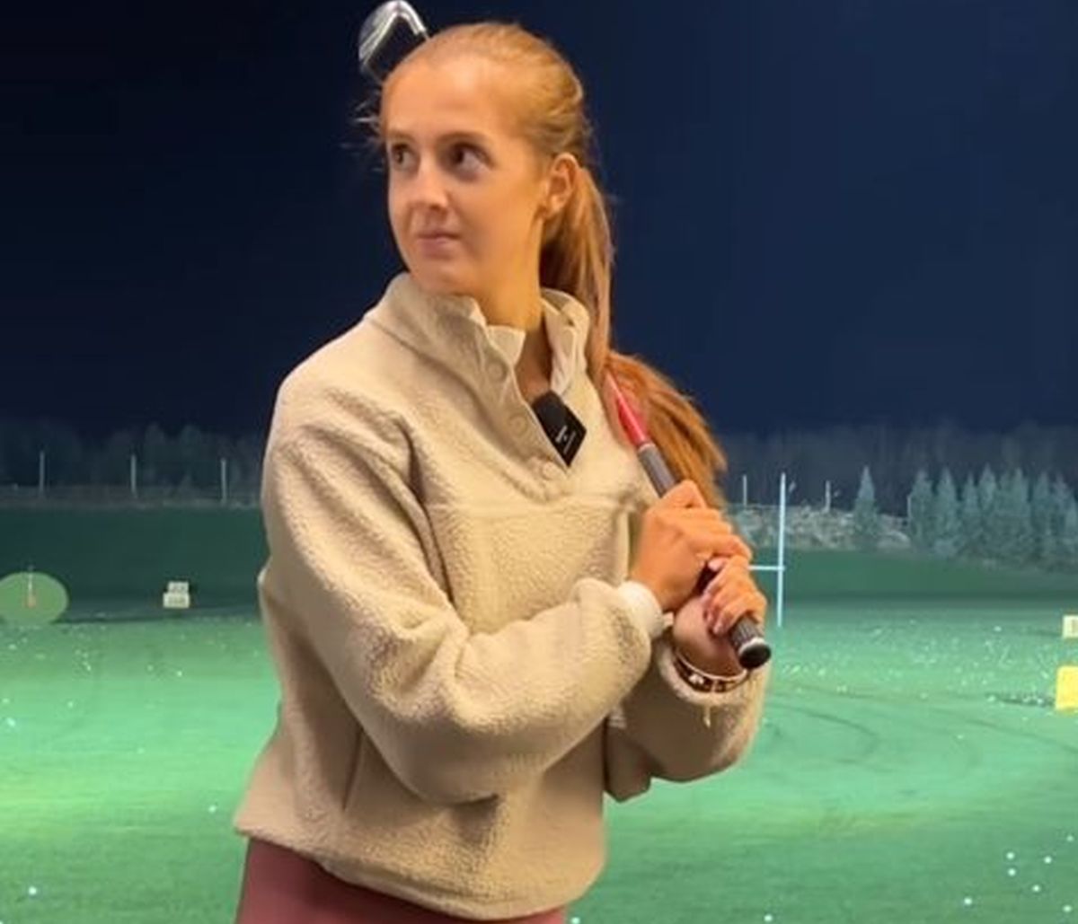 Definiția mansplaining-ului » Un bărbat a încercat să îi explice unei jucătoare profesioniste de golf cum să lovească mingea corect: „Joc golf de 20 ani...”