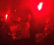A fost „infern” în fața hotelului lui Dinamo, înaintea meciului cu CFR Cluj / Sursă foto: Facebook