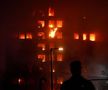 Un incendiu a mistuit două blocuri din Valencia. Cel puțin 4 oameni au murit (foto: Imago)