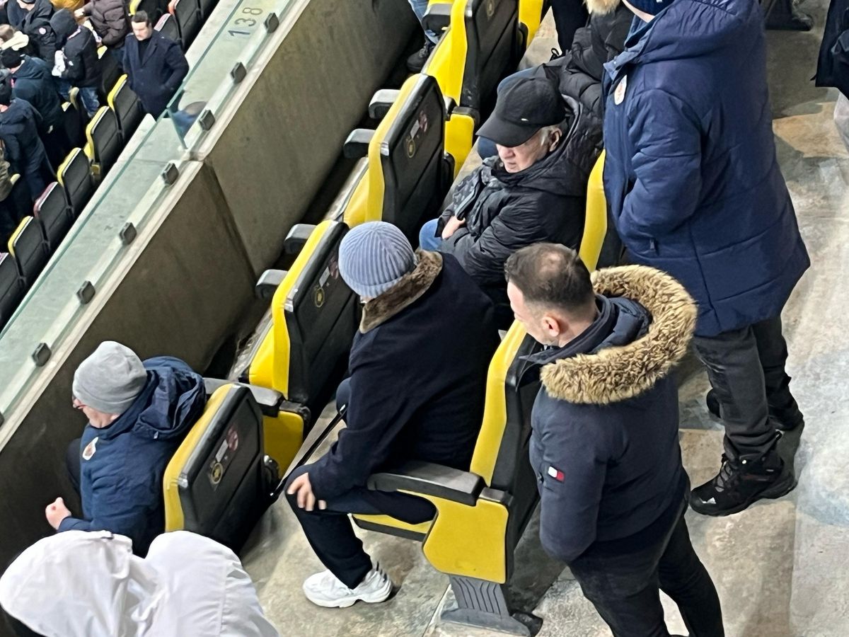 Cum a apărut Mircea Lucescu la FCSB - Dinamo + Ce alte nume mari au fost la derby