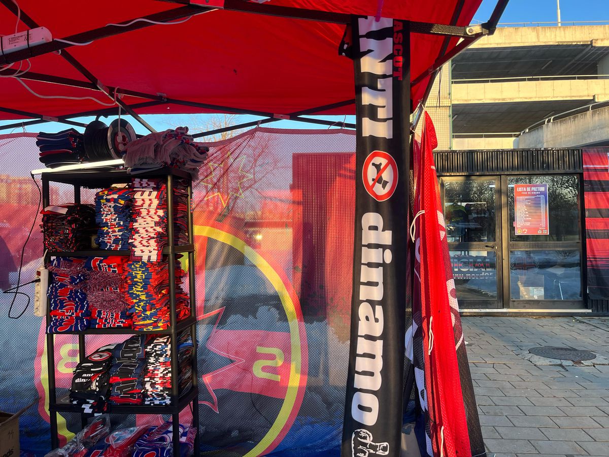 Fan shop-ul celor de la FCSB la meciul cu Dinamo