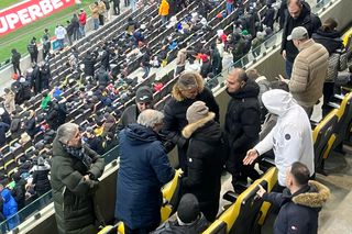 Cum a apărut Mircea Lucescu la FCSB - Dinamo + Ce alte nume mari au fost la derby