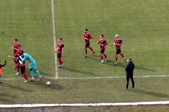 CSM Reșița și Unirea Alba Iulia se înfruntă în prima dintre cele două partide de baraj care vor decide configurația finală a fazei eliminatorii din Cupa României Betano, foto: FRF TV