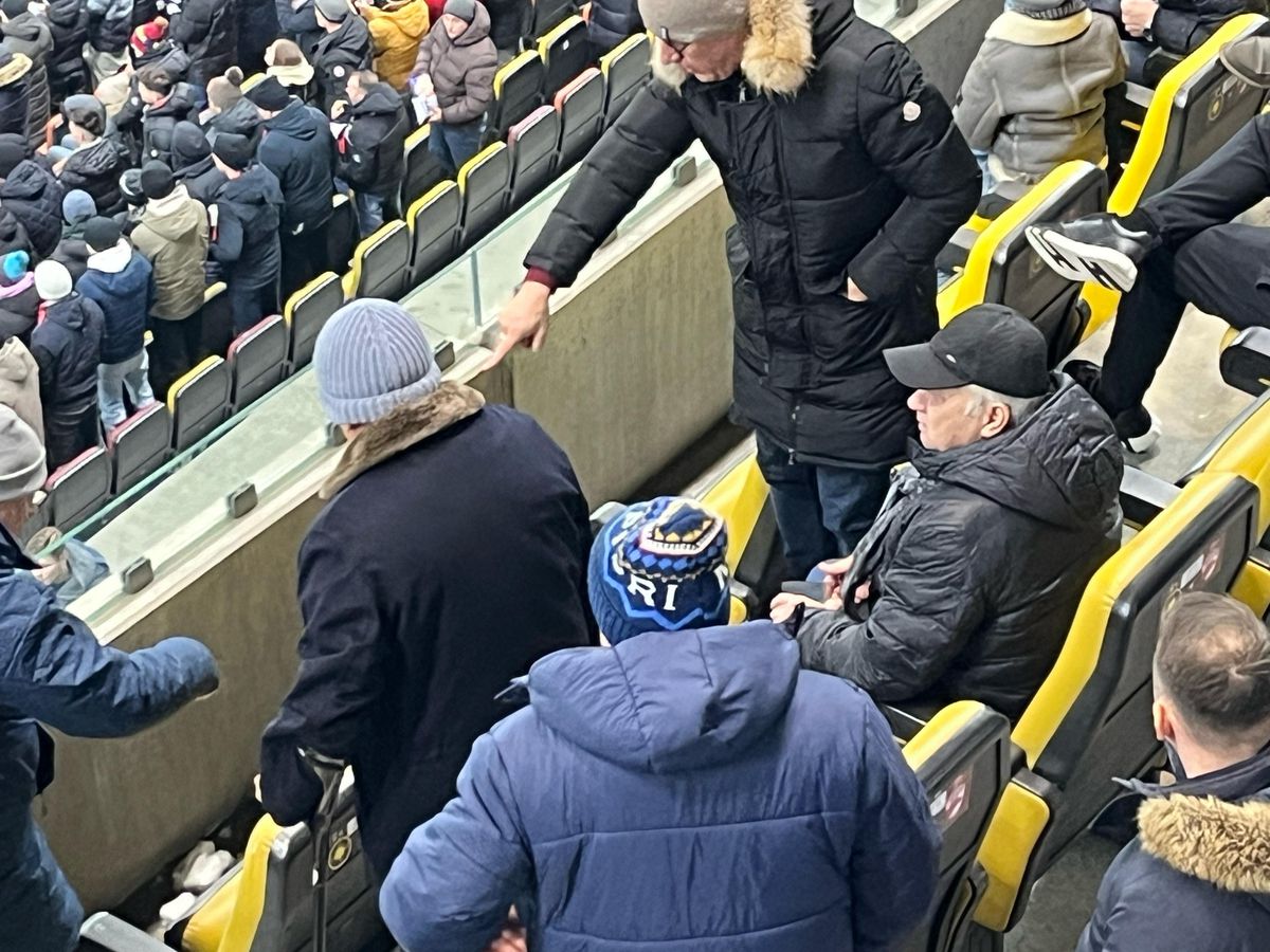 Cum a apărut Mircea Lucescu la FCSB - Dinamo + Ce alte nume mari au fost la derby